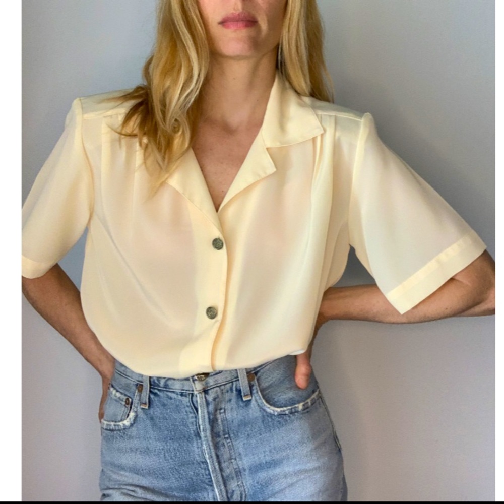 Vintage Pale Yellow Button-Down Pleated Blouse - image 7